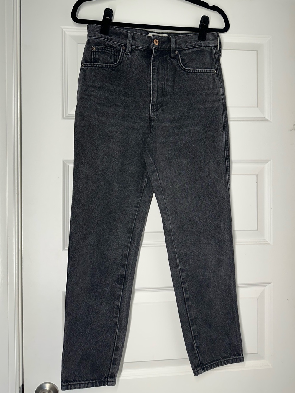 WE THE FREE High-Waist Black Wash Mom Jeans Tapered Leg Size 27 - SUPER CUTE